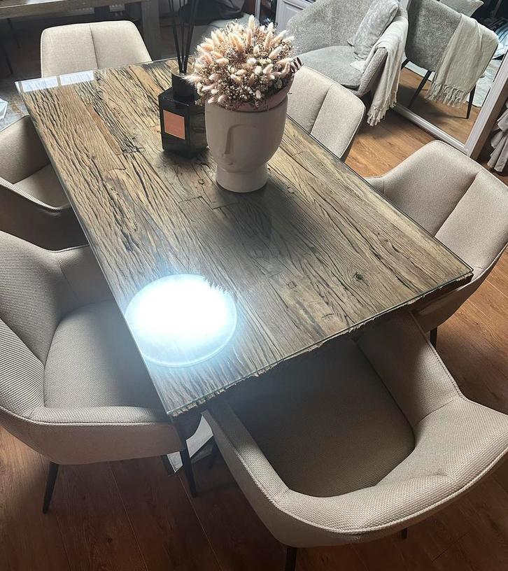 N.W. 2000€ Luxe eettafel 160x90 in massief hout, Huis en Inrichting, Tafels | Eettafels, Zo goed als nieuw, Ophalen