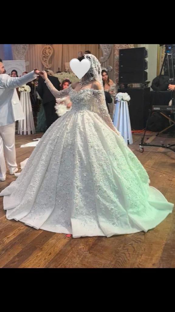 Elegant Wedding Dress – Worn Only Once, Kleding | Dames, Trouwkleding en Trouwaccessoires, Zo goed als nieuw, Trouwjurk, Wit, Ophalen of Verzenden