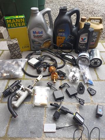 Ensemble NEUF et OCCASION HYUNDAI GETZ  beschikbaar voor biedingen