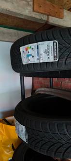 Winterbanden 2 nieuwe + 2 occasie, Auto-onderdelen, Banden en Velgen, Ophalen, Winterbanden