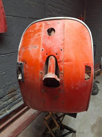 Vespa Px chassis van de 1e generatie (lage opening) beschikbaar voor biedingen