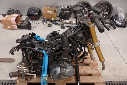 BMW R1250RS accidentée, Motoren, Motoren | BMW, Bedrijf, Sport, meer dan 35 kW, 2 cilinders, Ophalen
