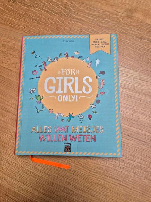 Séverine Clochard - Alles wat meisjes willen weten, Boeken, Kinderboeken | Jeugd | onder 10 jaar, Zo goed als nieuw, Ophalen