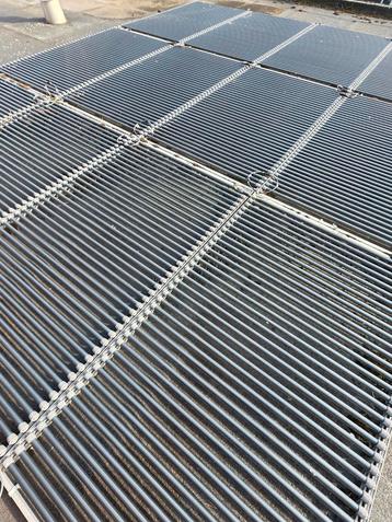 Zonnepanelen buiscollectoren beschikbaar voor biedingen