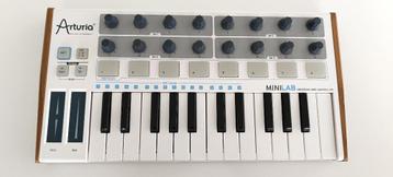 Arturia MiniLab White USB/MIDI keyboard (nieuwstaat) beschikbaar voor biedingen