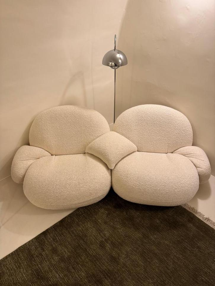 GUBI - Pacha bank met 2 modules - ecru krullend, Huis en Inrichting, Zetels | Zetels en Chaises Longues, Zo goed als nieuw, Tweepersoons