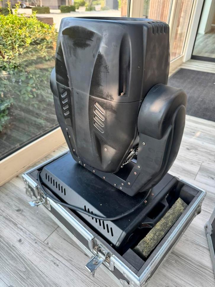 HQ Power Aeron 575W Moving Head Wash + Flightcase, Muziek en Instrumenten, Licht en Laser, Ophalen