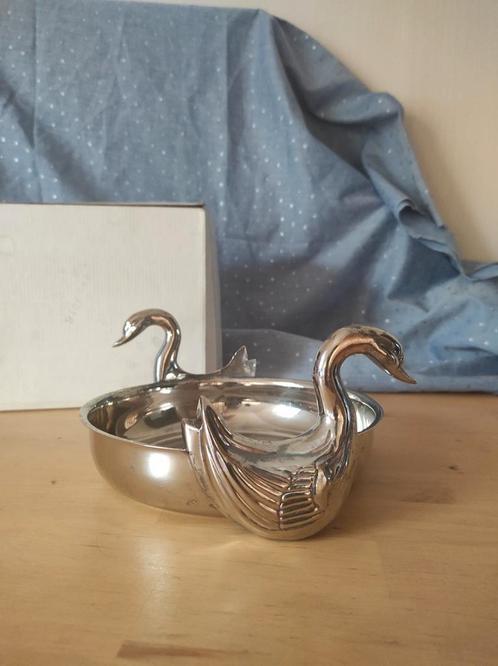 Vintage verzilverd zwanen snoep kom Brussel A Beackens, Antiek en Kunst, Antiek | Zilver en Goud, Zilver, Ophalen