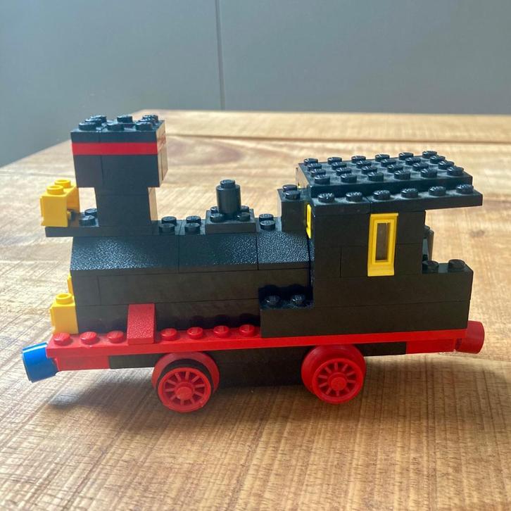 Lego trein LEGO 180 – Trein met 5 wagons - doos beschadigd, Kinderen en Baby's, Speelgoed | Duplo en Lego, Gebruikt, Lego, Complete set