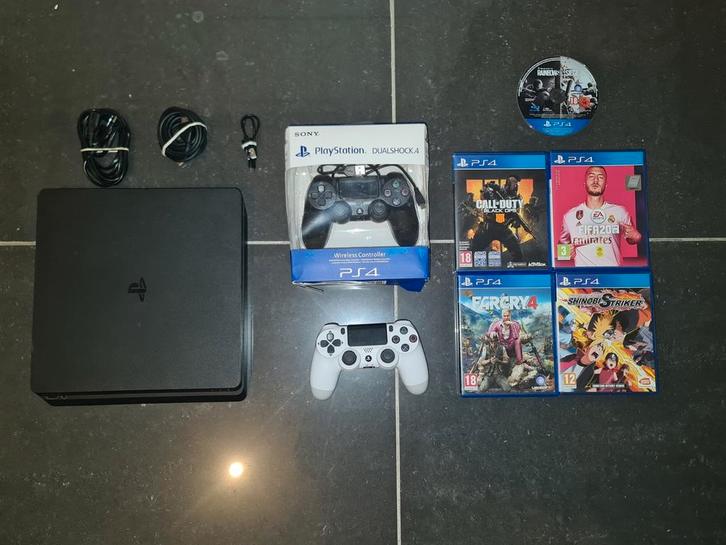 Sony PlayStation 4 Slim 1TB | 2 Controllers | 5 Games, Games en Spelcomputers, Spelcomputers | Sony PlayStation 4, Zo goed als nieuw