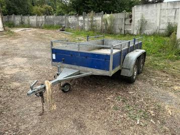 Aanhangwagen beschikbaar voor biedingen