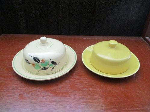 LOT van 2 stuks Oude gele porselein  Boterpotten BOCH, Huis en Inrichting, Keuken | Servies, Gebruikt, Kom(men), Overige stijlen