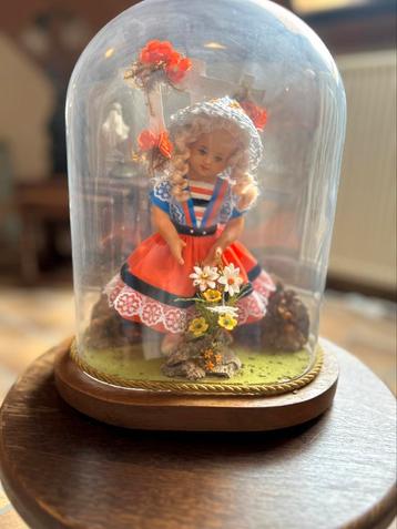 Stolp met meisjesbeeld, Enlèvement, Utilisé