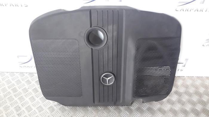 Motor Beschermplaat van een Mercedes E-Klasse, Auto-onderdelen, Carrosserie, Mercedes-Benz, Gebruikt, 3 maanden garantie, Ophalen of Verzenden