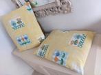 2 grand coussin jaune motif pot de fleur, été jardin, gauffr, Ophalen of Verzenden, Zo goed als nieuw, Geel, Rechthoekig