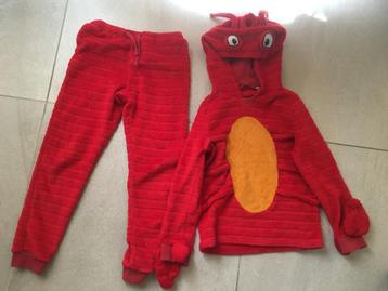 JBC Pyama rood fleece Mt 128 beschikbaar voor biedingen