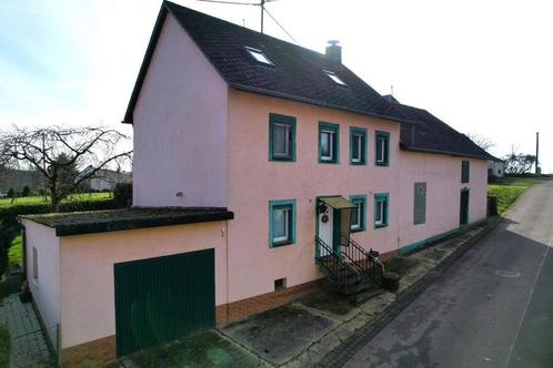 Woonhuis met garage, schuur en stal in de Eifel, Immo, Étranger, Allemagne, Maison d'habitation, Village