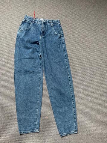 Jeans pull&bear 36 beschikbaar voor biedingen