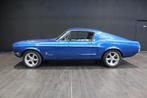 Ford mustang fastback, Auto's, Achterwielaandrijving, Zwart, Blauw, Handgeschakeld