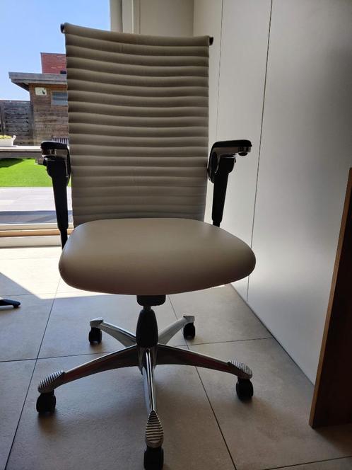 bureaustoel HAG luxe/ergonomisch, Huis en Inrichting, Bureaustoelen, Gebruikt, Bureaustoel, Wit, Ergonomisch, Ophalen