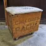 Vintage poef Chicoreekist, Huis en Inrichting, Zetels | Voetbanken en poefs, Ophalen