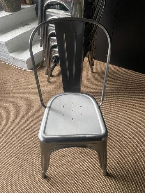 Tolix (terras) stoelen vintage metaal (30 suks) prijs per st, Huis en Inrichting, Stoelen, Gebruikt, Vijf, Zes of meer stoelen
