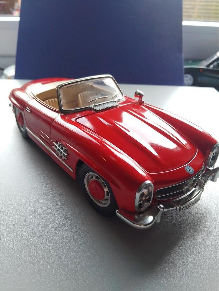 Burago 1957 Mercedes 300 SL Roadster Cabriolet 1:18 scale, Hobby en Vrije tijd, Modelauto's | 1:24, Zo goed als nieuw, Auto, Burago