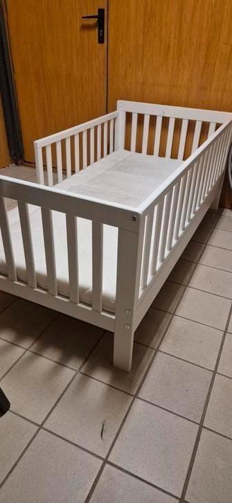 BABYBED – ALS NIEUW – NOOIT GEBRUIKT, Enfants & Bébés, Chambre d'enfant | Chambres d'enfant complètes, Neuf, Enlèvement