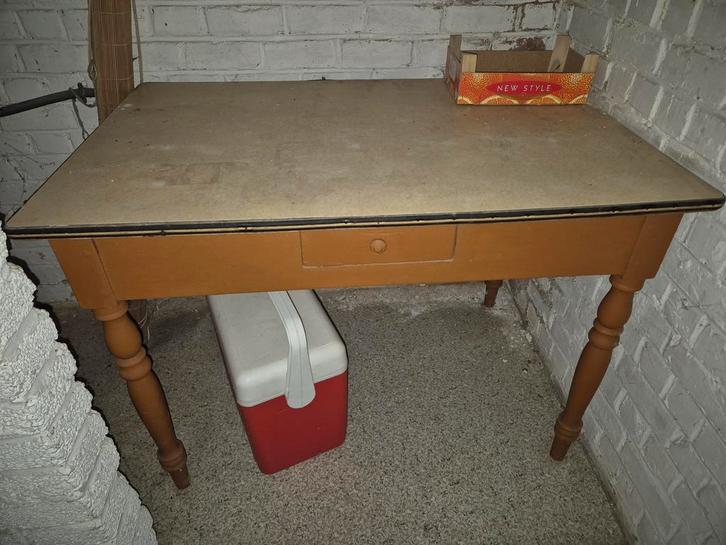 Table ancienne en bois massif, Antiek en Kunst, Antiek | Meubels | Tafels, Ophalen