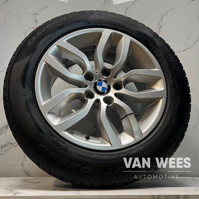 Bmw X3 E83 F25 225/60/17 INCH STYLING 305 Winterset, Auto-onderdelen, Banden en Velgen, Banden en Velgen, Winterbanden, 17 inch
