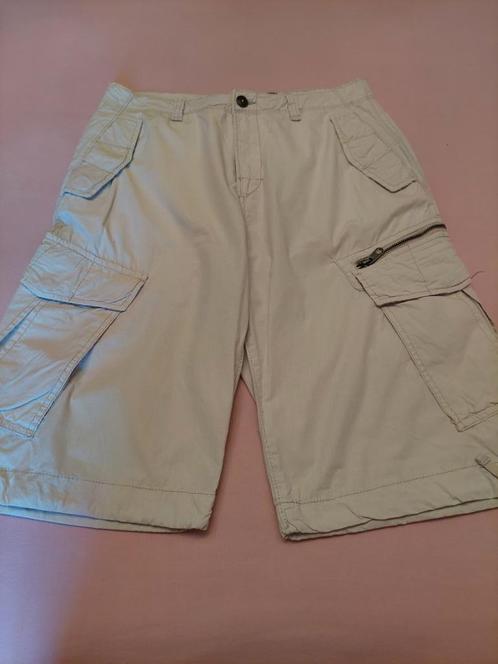 Bermuda cargo - Short mi-long pour homme - taille 33, Vêtements | Hommes, Pantalons, Comme neuf, Taille 48/50 (M), Beige, Enlèvement ou Envoi