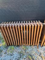 Te koop: 2 gietijzeren radiatoren – robuust en stijlvol, Ophalen, Zo goed als nieuw, Radiator
