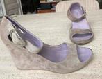 sandales compensées Andrea Sabatini 39 daim, Vêtements | Femmes, Chaussures, Andrea sabatini, Gris, Comme neuf, Sandales et Mûles