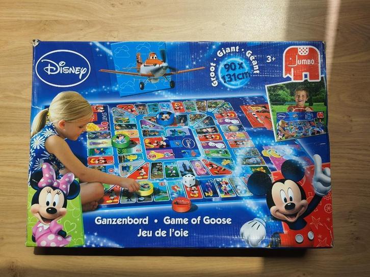 Ganzenbord groot disney, Hobby en Vrije tijd, Gezelschapsspellen | Bordspellen, Zo goed als nieuw, Een of twee spelers, Drie of vier spelers