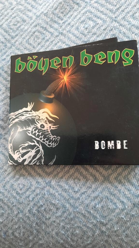 BÖYEN BENG Bombe (cd), CD & DVD, CD | Hardrock & Metal, Comme neuf, Enlèvement ou Envoi