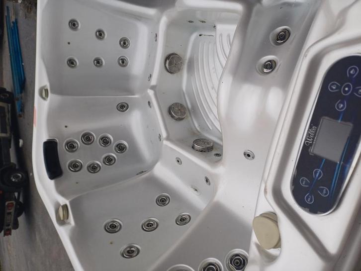 Jacuzzi 200 stuks gratis geleverd en geplaatst 1j garantie, Tuin en Terras, Zwembad-toebehoren, Zo goed als nieuw, Ophalen of Verzenden