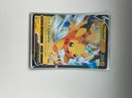 Pikachu v Pokémon kaart, Hobby en Vrije tijd, Ophalen, Nieuw, Losse kaart, Foil