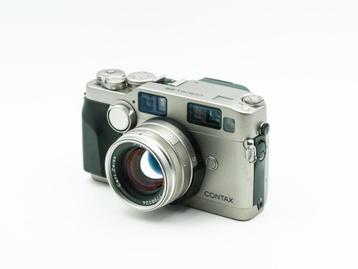 Contax G2 + Carl Zeiss Planar 45mm F2 T* + Data Back GD-2 beschikbaar voor biedingen