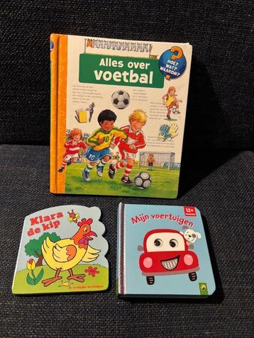 Kartonboeken , flapjesboeken, ontdekboeken kleine ster beschikbaar voor biedingen