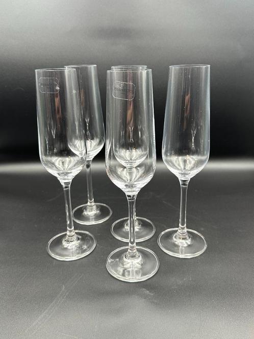 Set van 5 Luxe Champagneglazen – Kristalachtig met Originele, Verzamelen, Glas en Drinkglazen, Zo goed als nieuw, Overige typen