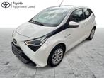 Toyota Aygo x-play2 Aygo X-Play, Auto's, Euro 6, Parkeercamera, 72 pk, Wit