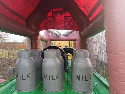springkasteel boerderijrun 17,3 m stormbaan te koop, Hobby en Vrije tijd, Feestartikelen | Verhuur, Gebruikt, Ophalen