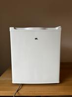 OK koelkast (tafelmodel), Elektronische apparatuur, Koelkasten en IJskasten, Ophalen, Zo goed als nieuw, Met vriesvak