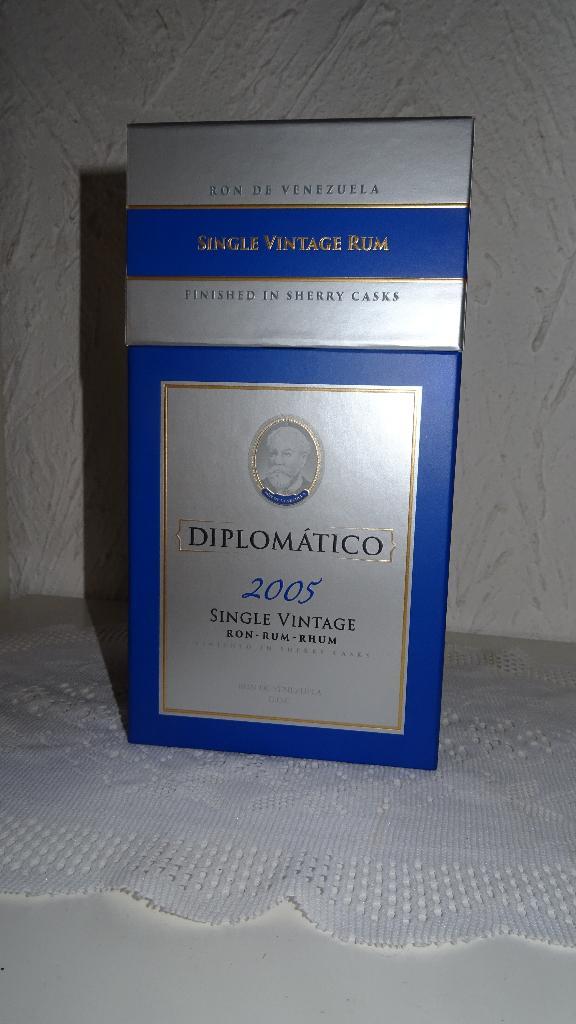Rhum Diplomatico single vintage 2005 edition limitée, Collections, Vins, Comme neuf, Autres types, Amérique du Sud, Pleine, Enlèvement ou Envoi