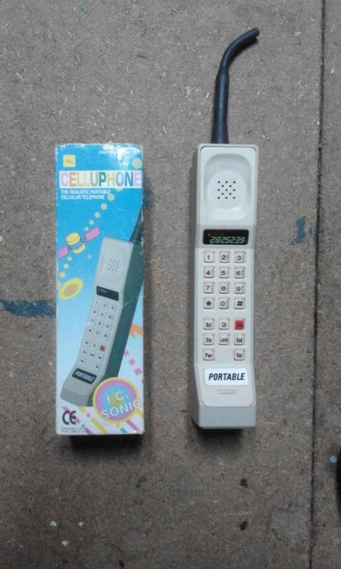 Celluphone I.C. Sonic jouet vintage, Enfants & Bébés, Jouets | Autre, Utilisé, Garçon ou Fille, Enlèvement ou Envoi