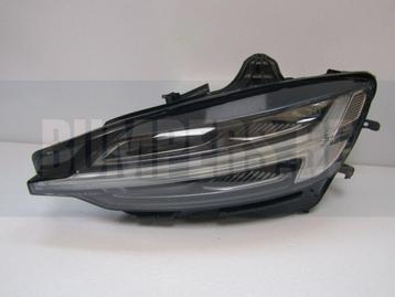 KOPLAMP VOLVO V60 II 2 S60 III 3 FULL LED 18- LINKS A84/D44 beschikbaar voor biedingen