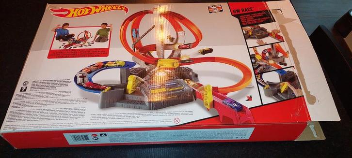 Hot wheels spin storm piste ouragan, Kinderen en Baby's, Speelgoed | Racebanen, Gebruikt, Hot Wheels, Ophalen of Verzenden