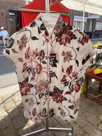 Chinees bloesje Madame Butterfly beschikbaar voor biedingen