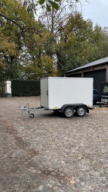 Gesloten Aanhangwagen 750 kg beschikbaar voor biedingen