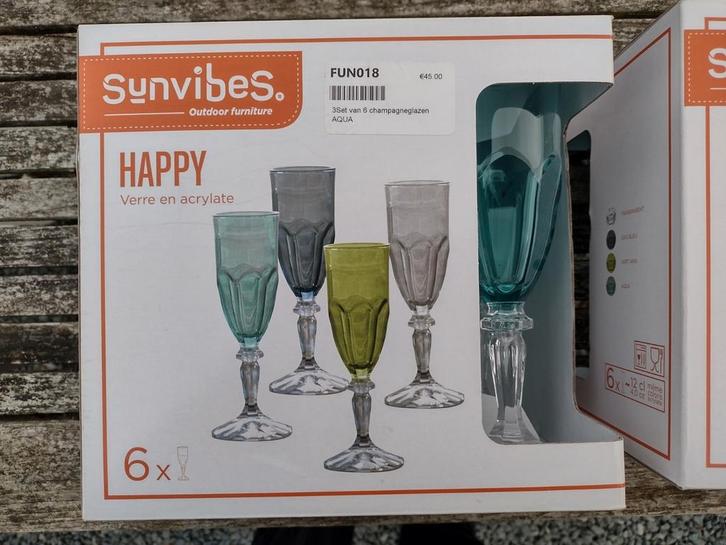 12 coupes à champagne robustes, nouvelles !, Maison & Meubles, Cuisine | Vaisselle, Neuf, Verre ou Verres, Autres styles, Autres matériaux